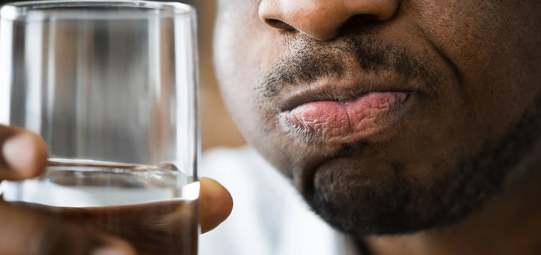 What To Do When Food Is Stuck in a Wisdom Tooth Hole