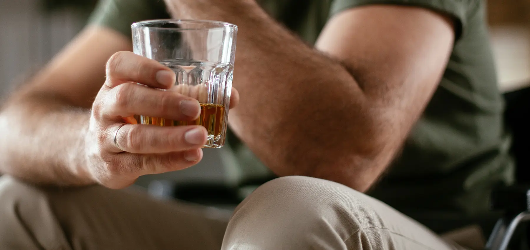 When Can I Drink Alcohol After Wisdom Tooth Extraction?
